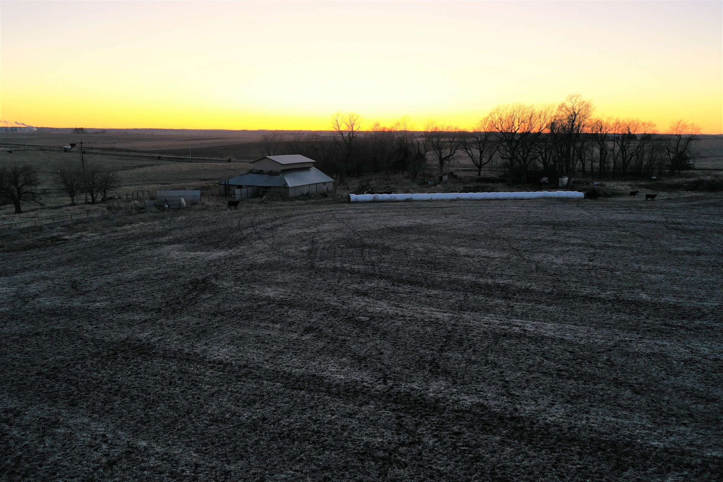 Sunset - Barn 1