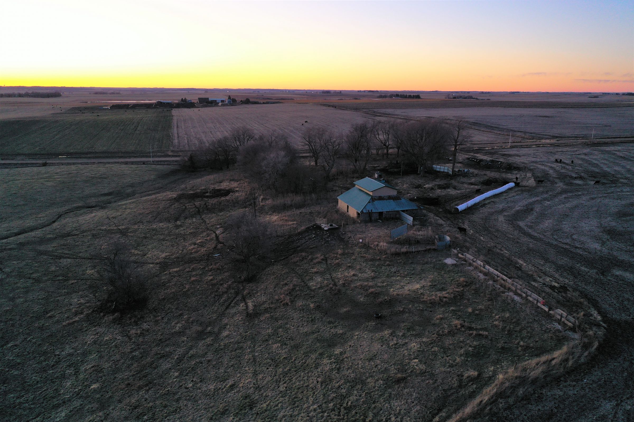 Sunset - Barn 2