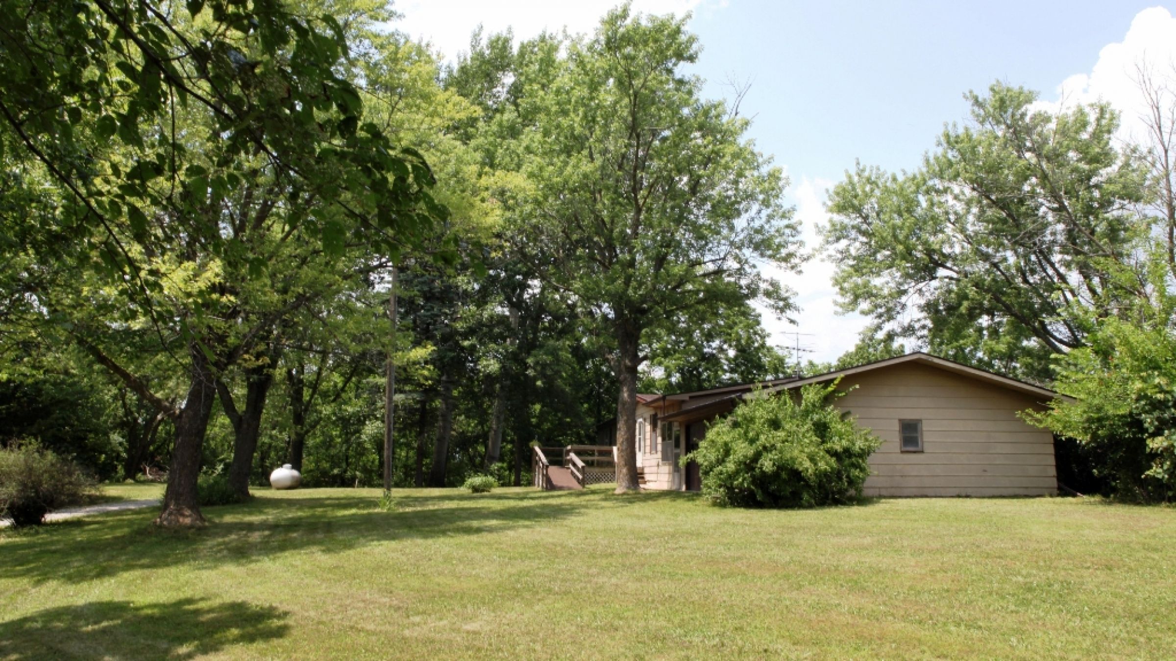 residential-lucas-county-iowa-2-acres-listing-number-15392-6-2021-03-03-215631.JPG