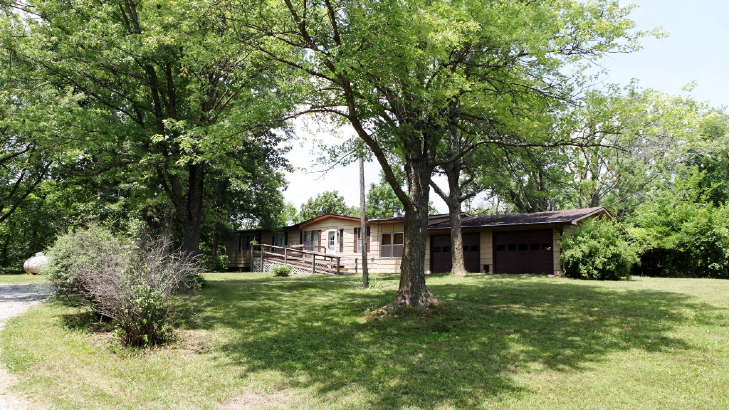 residential-lucas-county-iowa-2-acres-listing-number-15392-8-2021-03-03-215639.JPG