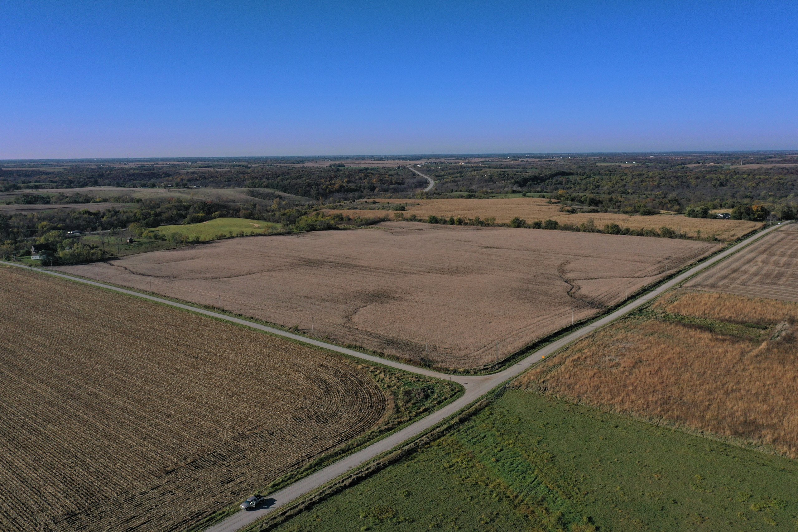 5-560th-st-and-280th-ave-williamson-50272-DJI_0737-0.jpg