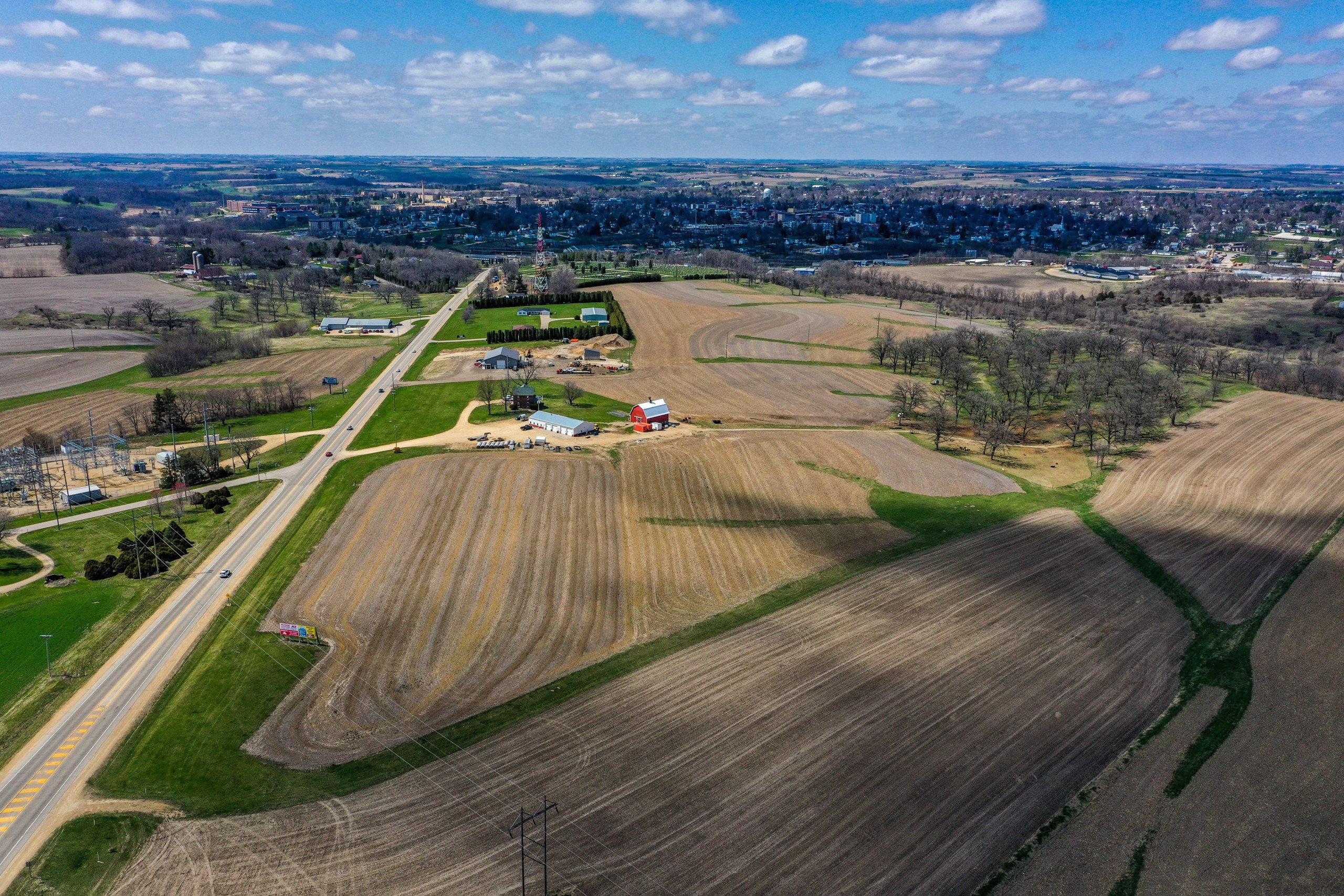 2-687-acres-highway-8081-platteville-53818-DJI_0035-0.jpg