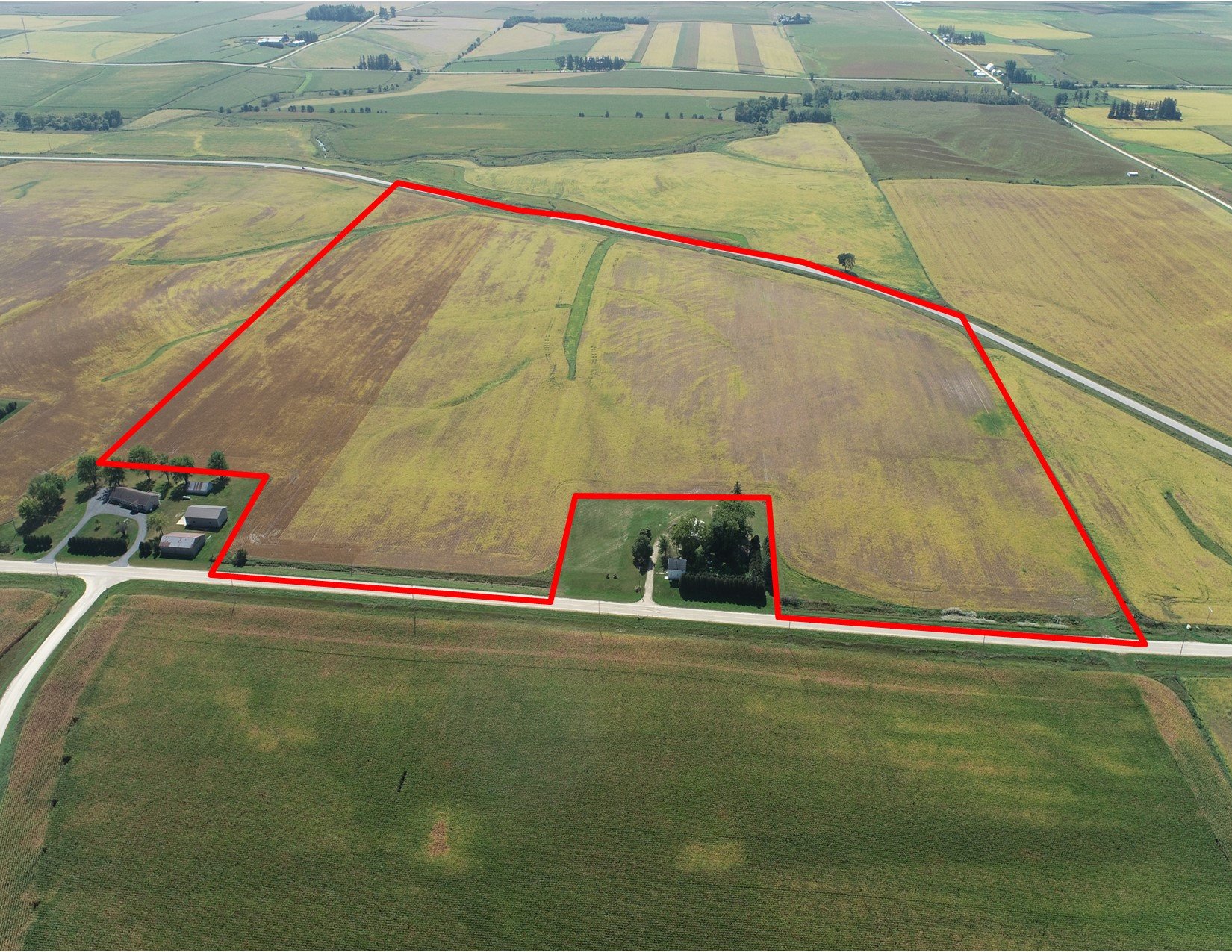 2-c2w-arlington-50606-Muralt Family Farms LLC Tract 2 Drone Outlined JPEG-0.jpg