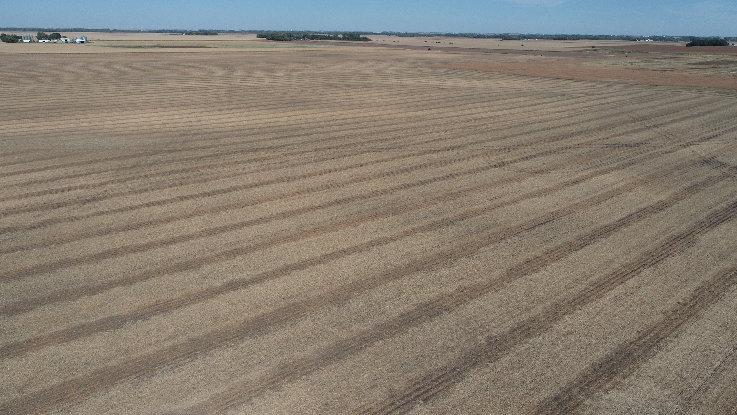 auctions-land-palo-alto-county-iowa-40-acres-listing-number-16454-DJI_0494-3.jpg