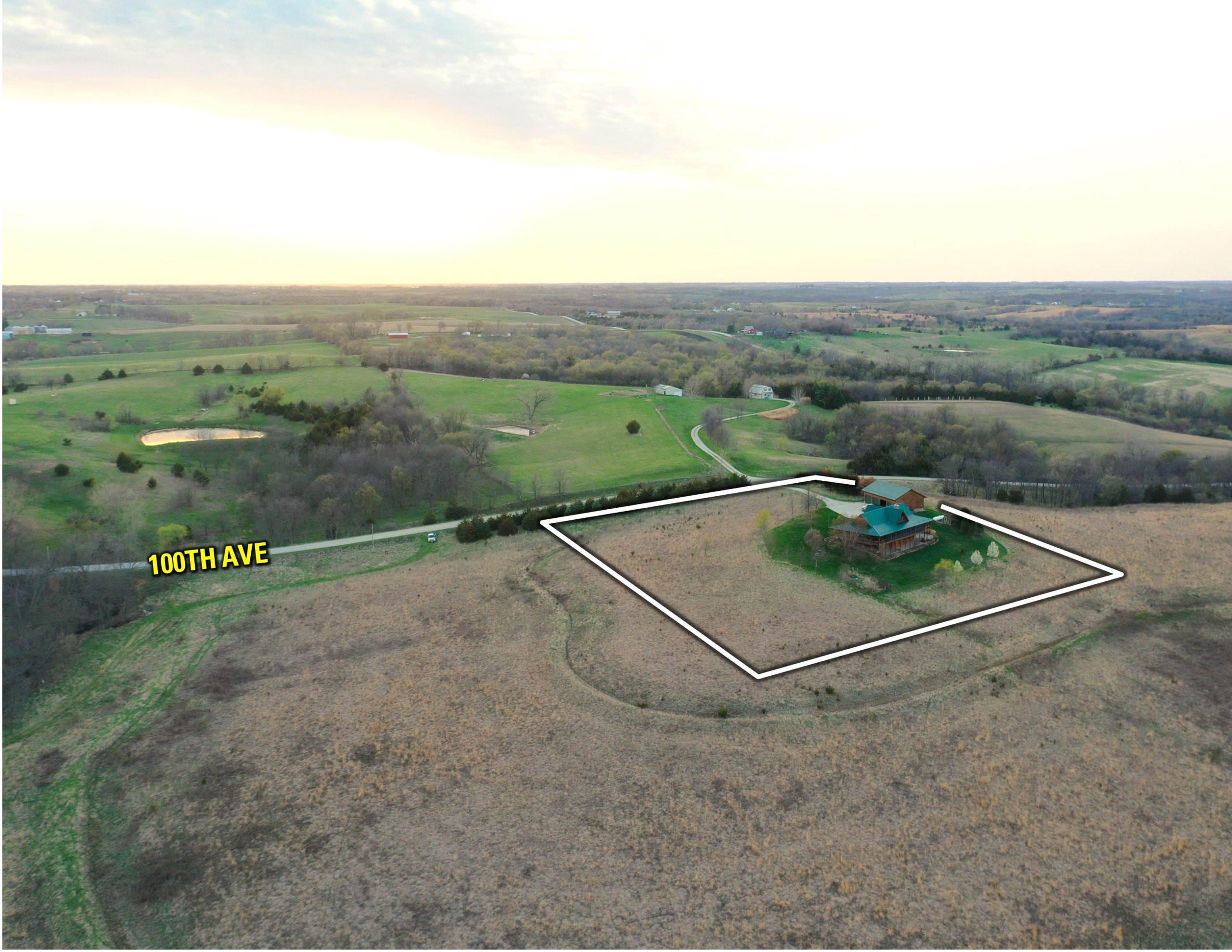 residential-land-warren-county-iowa-4-acres-listing-number-16780-Sweet Shot of House -3.jpg