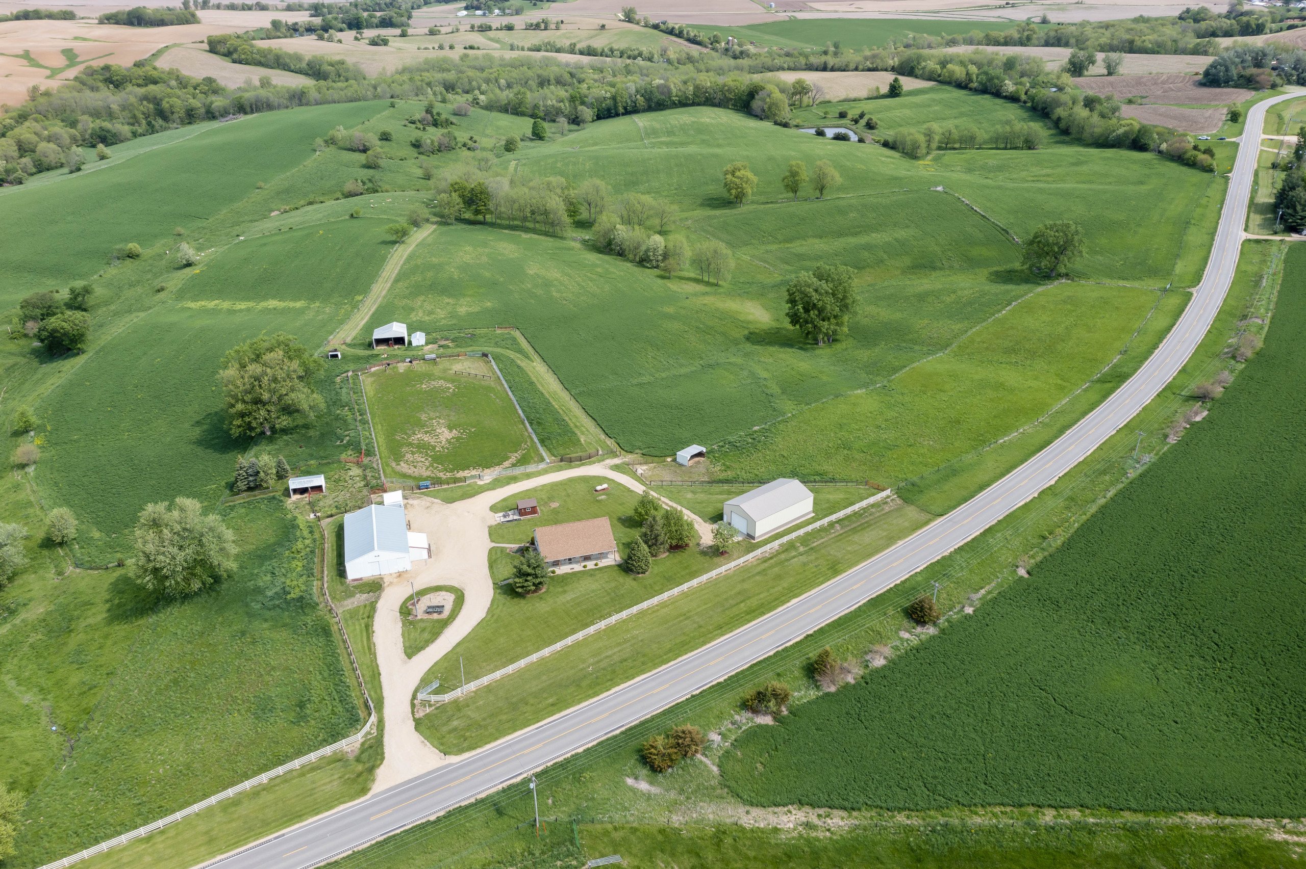 residential-jackson-county-iowa-22-acres-listing-number-16843-45-502 12890 150th St Drone-14.jpg