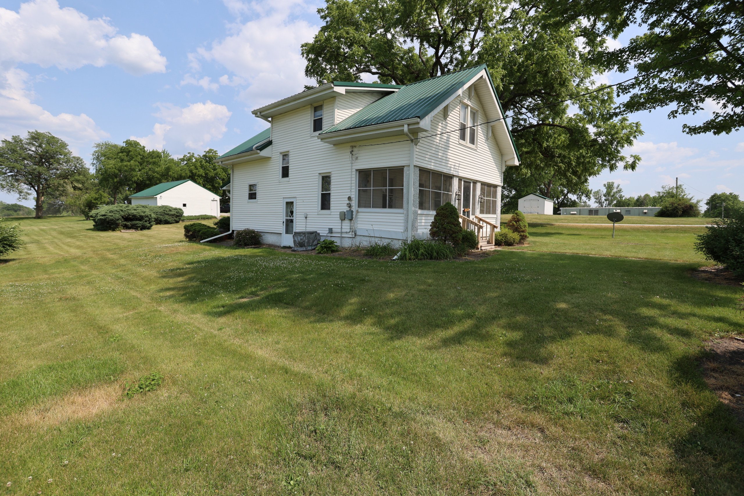 residential-decatur-county-iowa-2-acres-listing-number-16911-3D8A0939-1.jpg