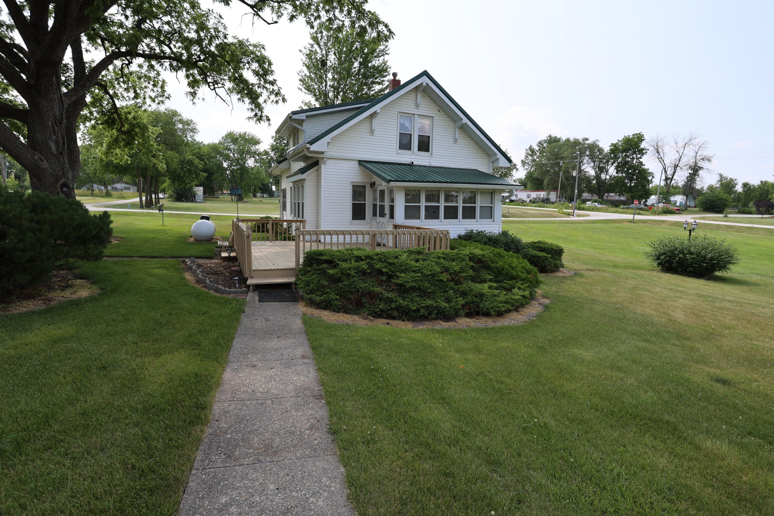 residential-decatur-county-iowa-2-acres-listing-number-16911-3D8A0967-1.jpg