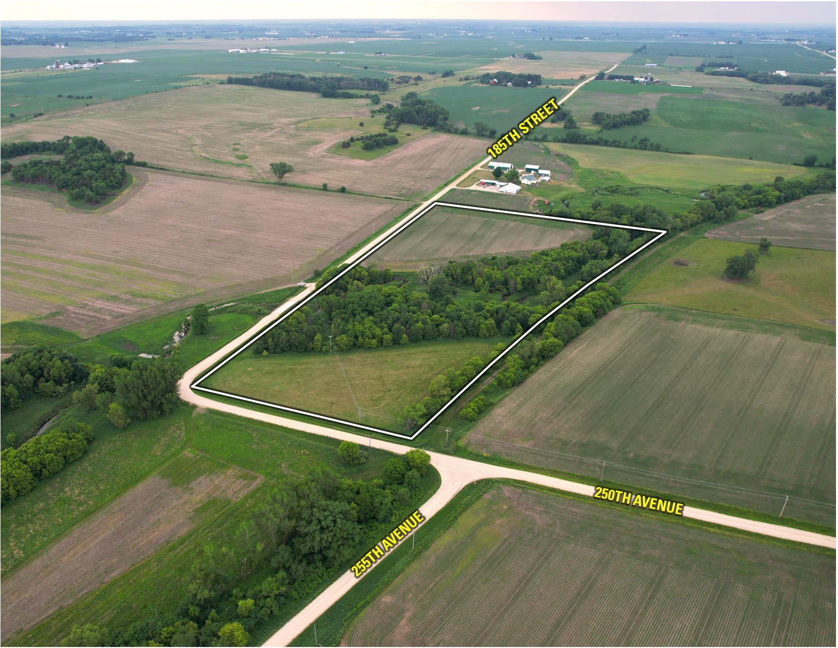 land-delaware-county-iowa-17-acres-listing-number-16920-NE Corner Outlined-0.jpg