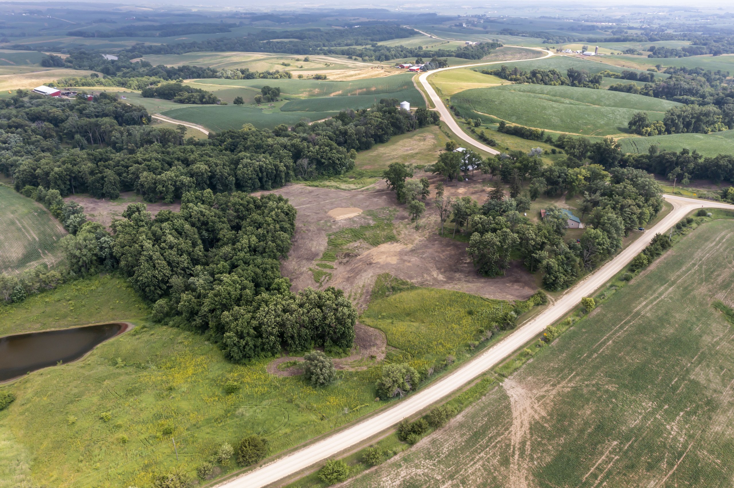 residential-land-jones-county-iowa-0-acres-listing-number-16954-47-505 1409 Co Rd E29 Drone-6.jpg