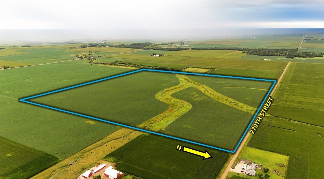 auctions-land-boone-county-iowa-160-acres-listing-number-17022-corner 3-0.jpg